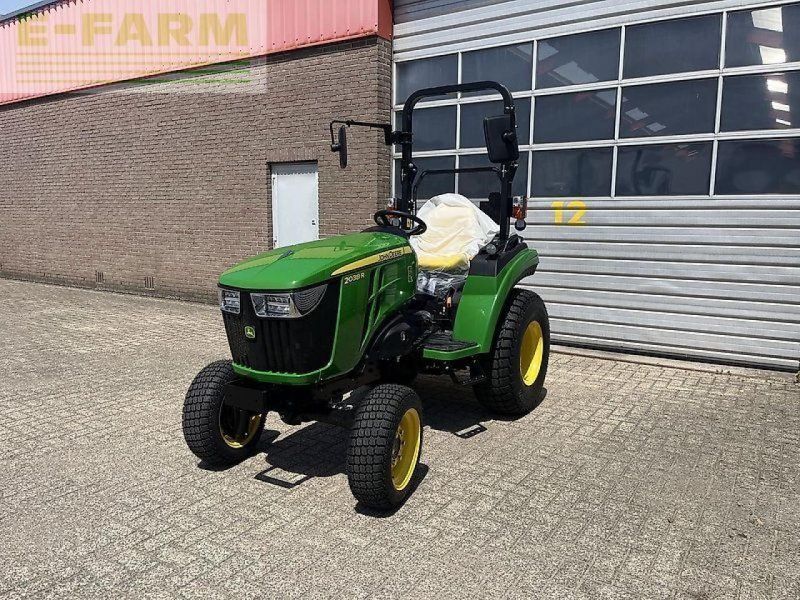 John Deere 2038r #781742