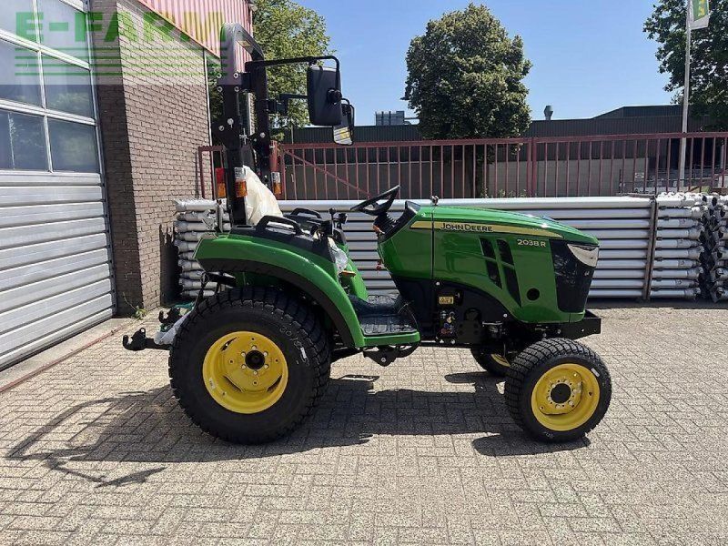 John Deere 2038r #781742