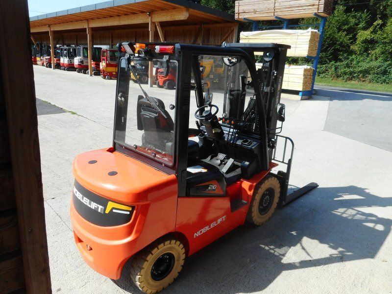 NOBLELIFT CPD20-A2 Tripl-SS-4.Kreis MASCHIN