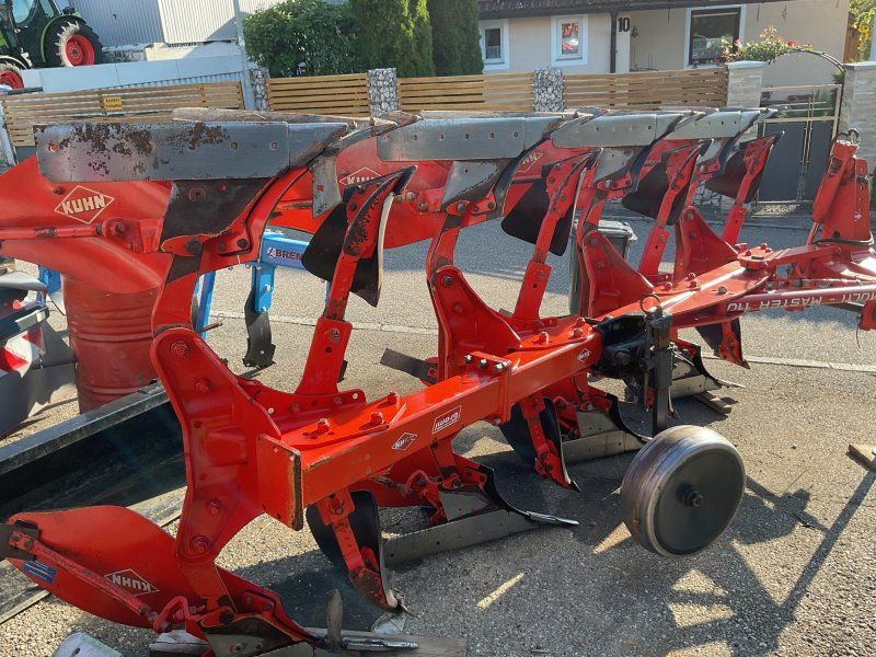 Kuhn Multi Master 110 4T