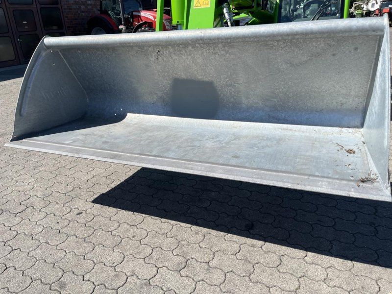 Merlo Schwergutschaufel ST 2400