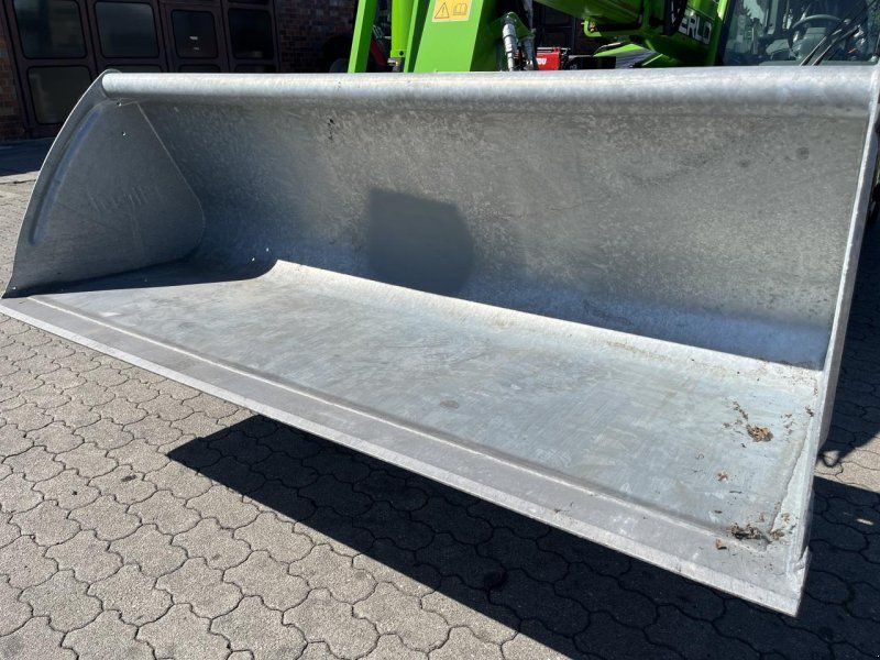 Merlo Schwergutschaufel ST 2400