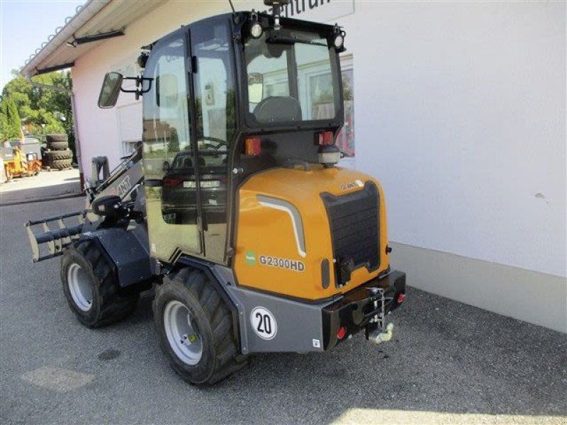 Giant G 2300 HD #890