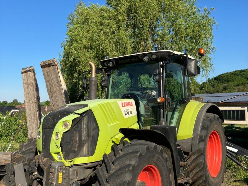 Claas Arion 640 CEBIS