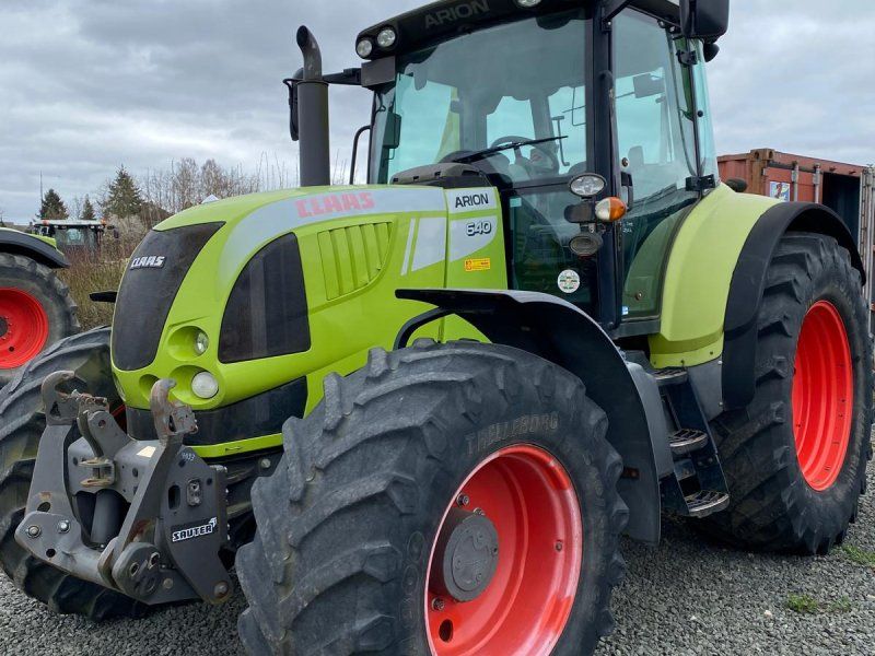 Claas Arion 640 CIS