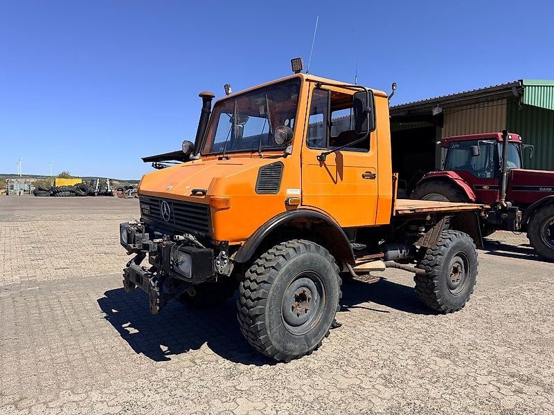 Mercedes-Benz U1000