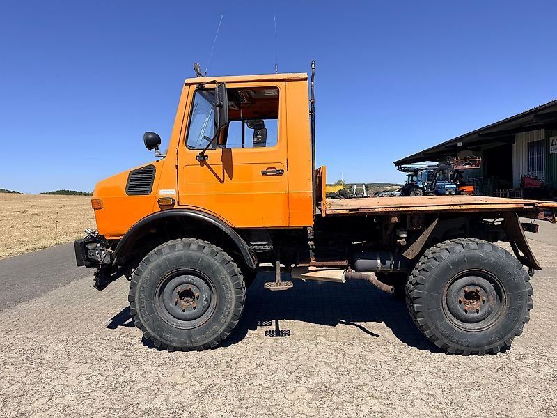 Mercedes-Benz U1000