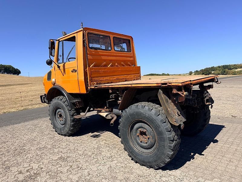 Mercedes-Benz U1000