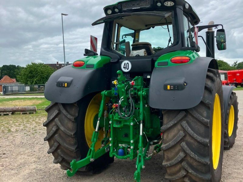John Deere 6M 165