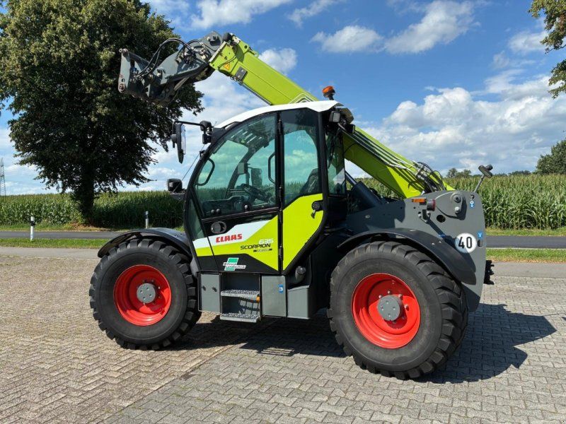 Claas Scorpion 635