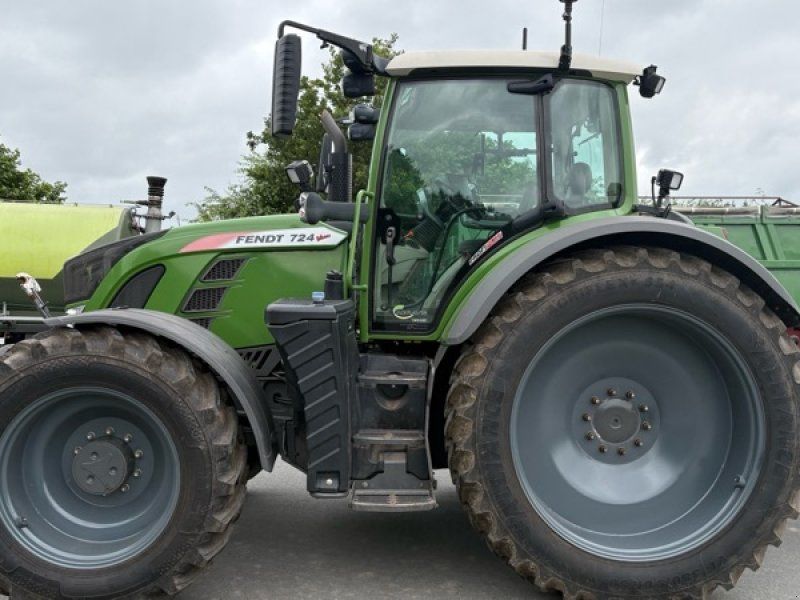 Fendt 724