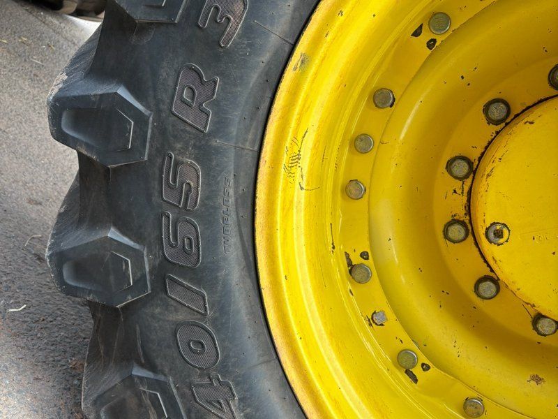 John Deere 7930