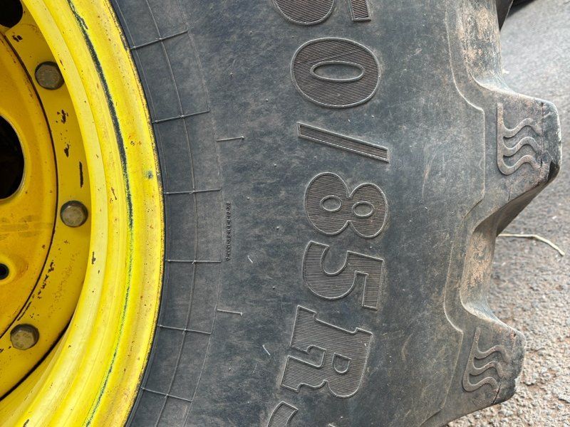 John Deere 7930