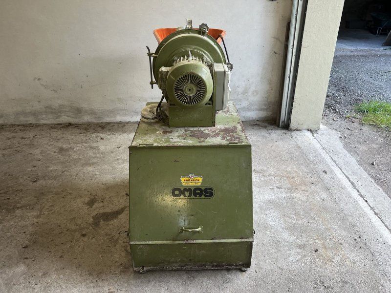 OMAS Getreidemühle