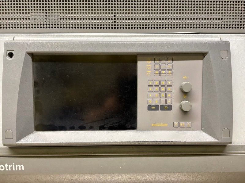 2011 Polar Pacer 137ATXT Autotrim High-Quality Cutting Machine