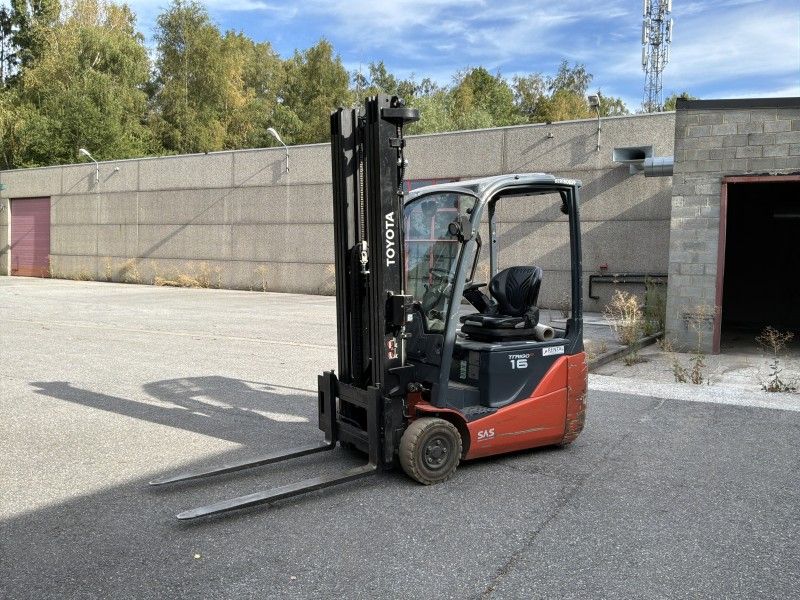 2019 Toyota Traigo 48 16/8FBEK16T Electric Forklift
