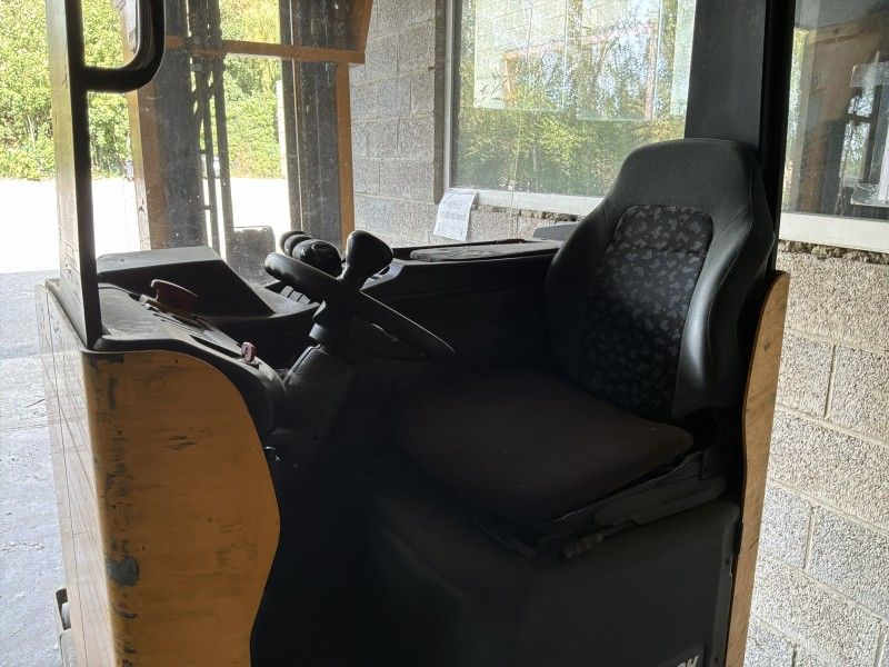 2004 Jungheinrich V10-12 Reach Truck (needs repair)