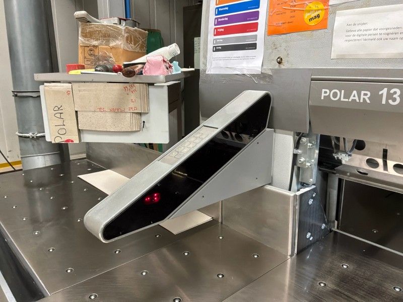 2011 Polar 137 AT XT Plus Autotrim High-Quality Cutting Machine
