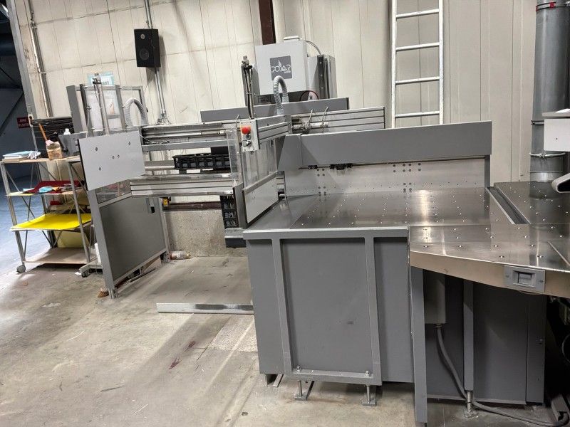 2011 Polar EL 130-4 Automatic Unloader for a Cutting Machine