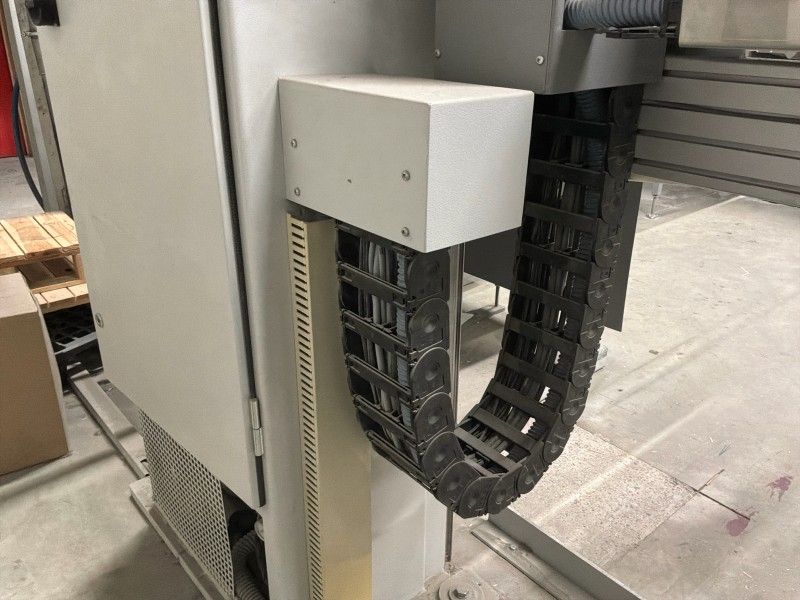 2011 Polar EL 130-4 Automatic Unloader for a Cutting Machine
