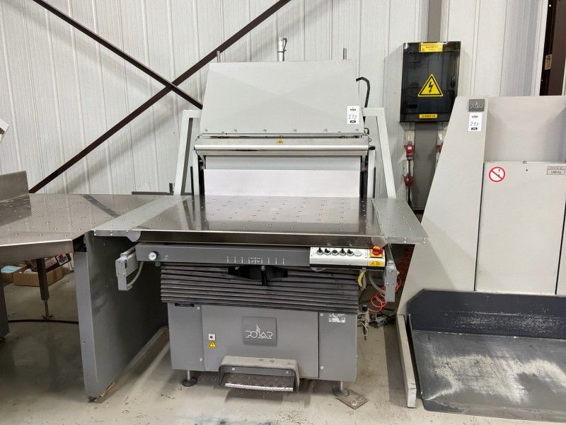 2008 Polar RAH-4 Automatic Creasing and Shaking Table