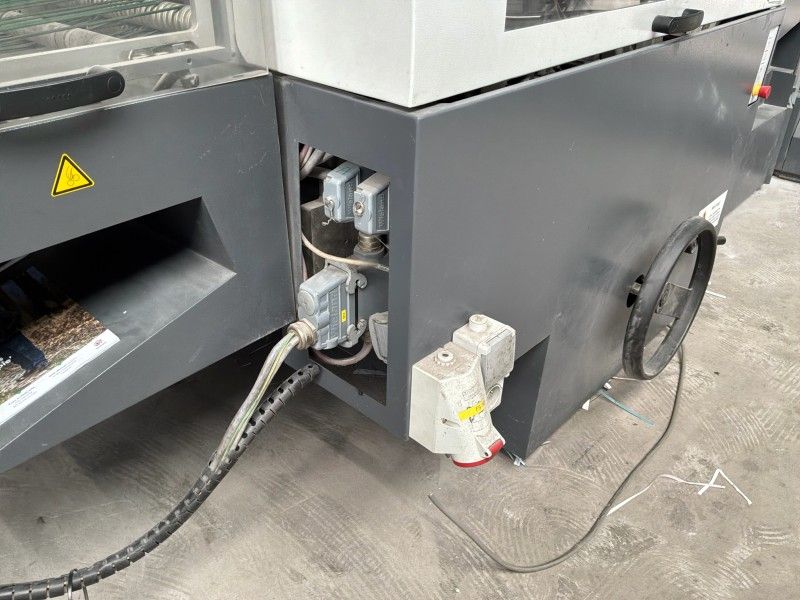 2010 Heidelberg Stitchmaster TR350 Drie-messensnijder