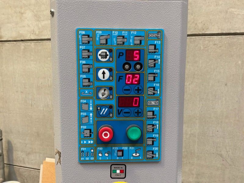 2014 Atlanta Stretch Mytho M Pallet Wrapper
