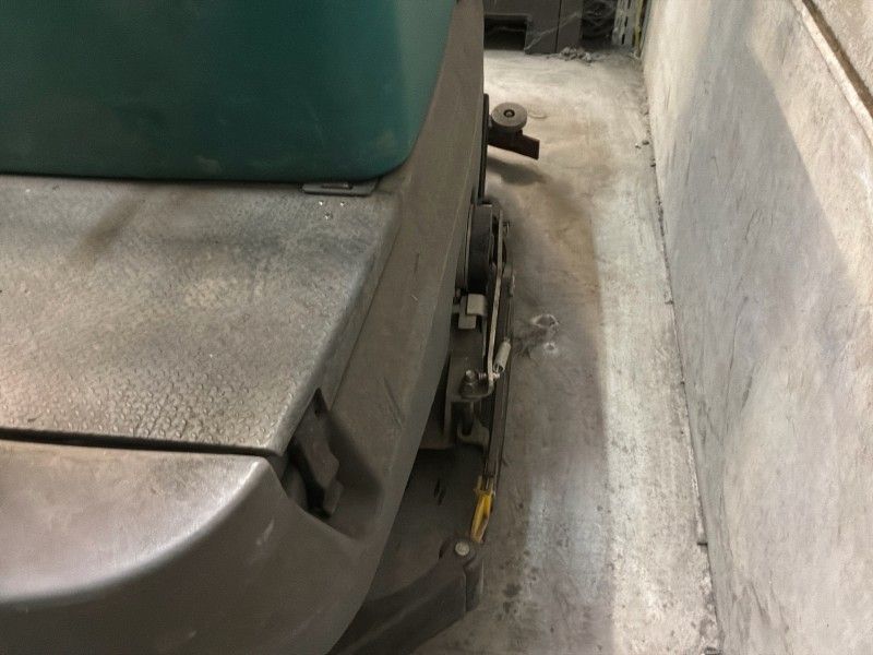 2012 Tennant T7 Floor Cleaner