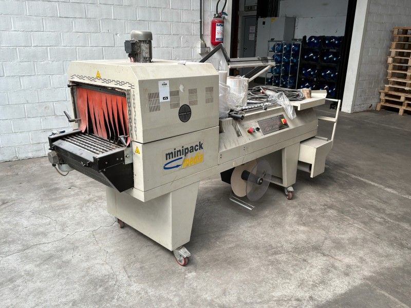 2005 Minipack-Torre Media Semi-automatic L-sealer with integrated shrink tunnel