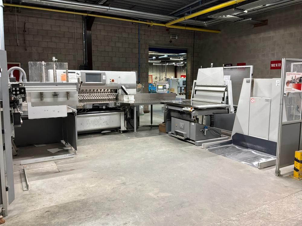 2011 Polar Pace 137 ATXT Autotrim High-Performance Cutting Machine Line