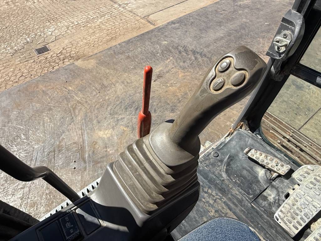 Hitachi ZX 210 LC-3 - Hammer Lines / Quick Coupler