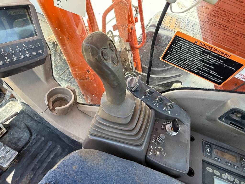 Hitachi ZX 210 LC-3 - Hammer Lines / Quick Coupler