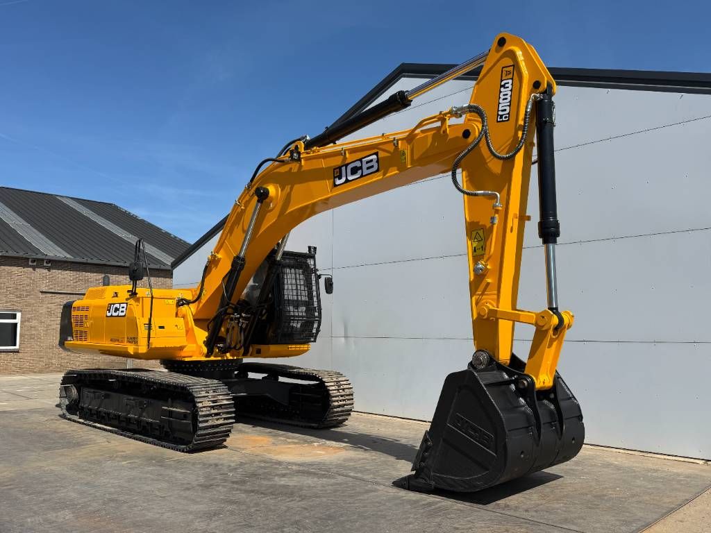 JCB JS385LC - BRAND NEW / Hammer Lines