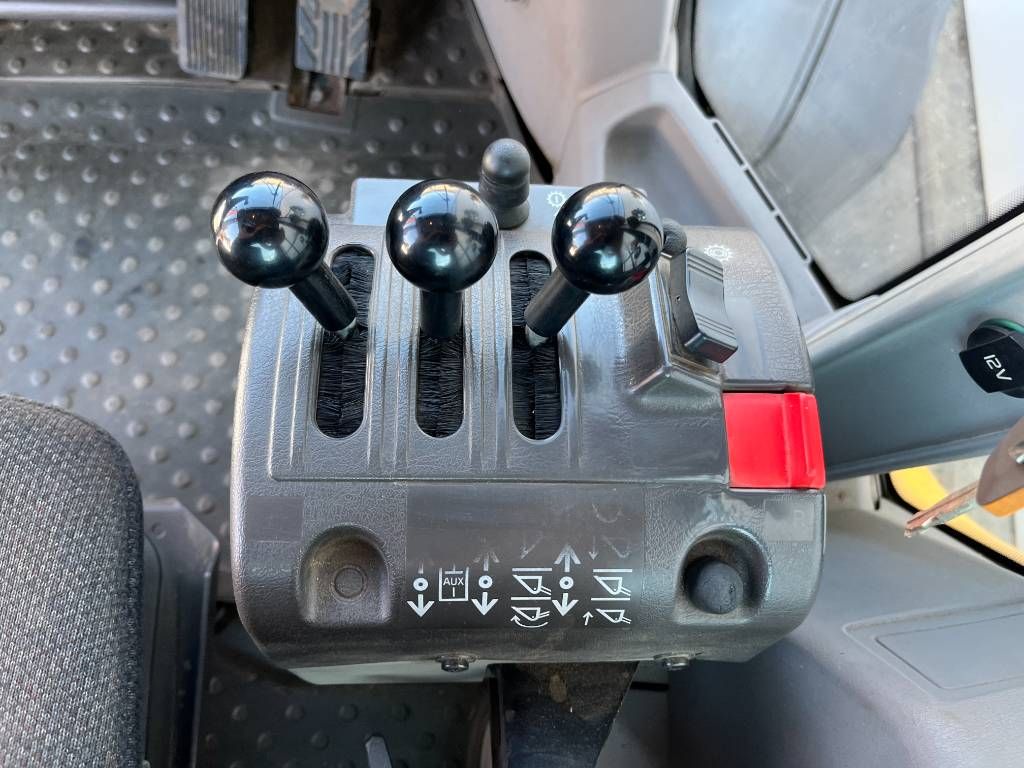 Volvo L70G - Quick Coupler / 3th Function