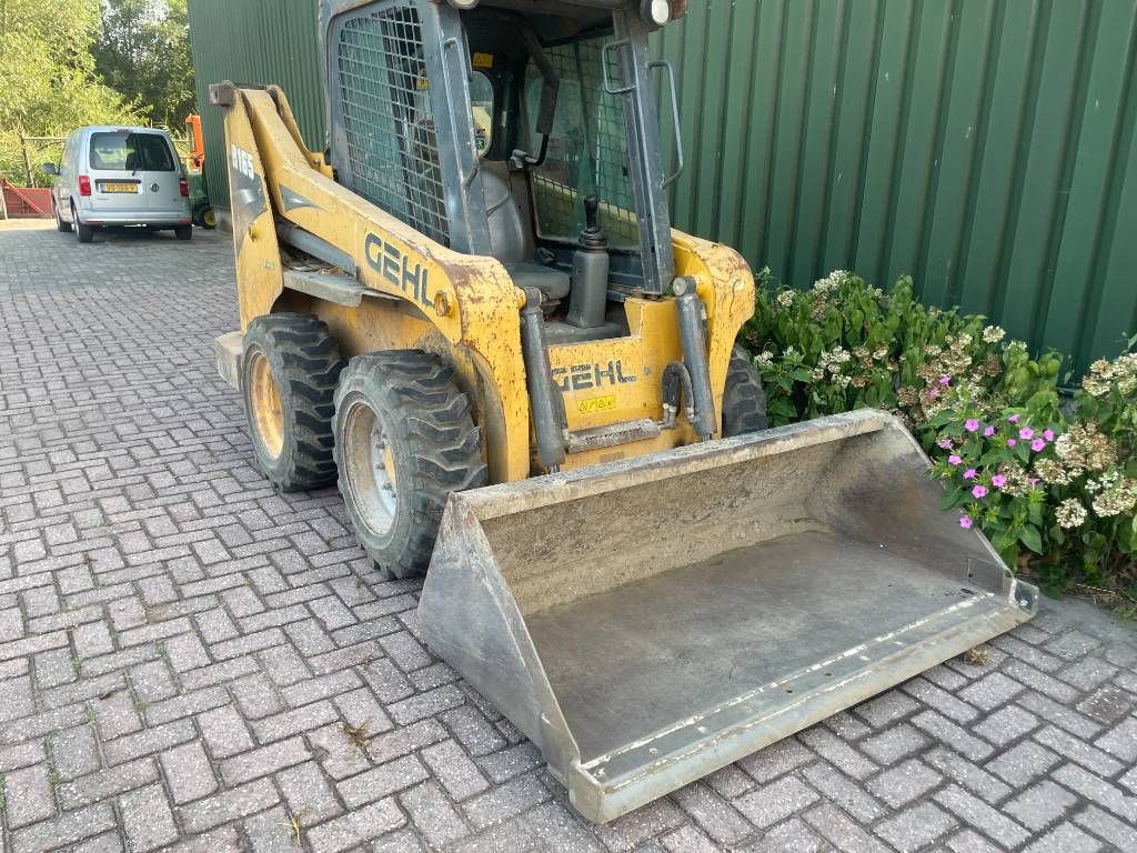 Gehl R 165 skidster bobcat