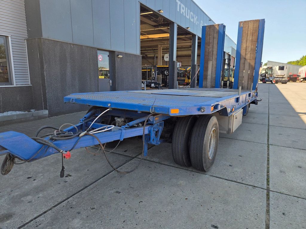 Nooteboom 3 as bladgeveerd langzaamverkeer