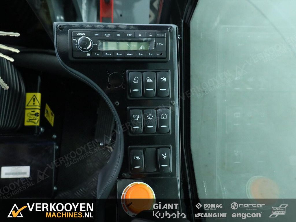 2026 Giant G2700 X-tra HD+ (Cabine) VK10980