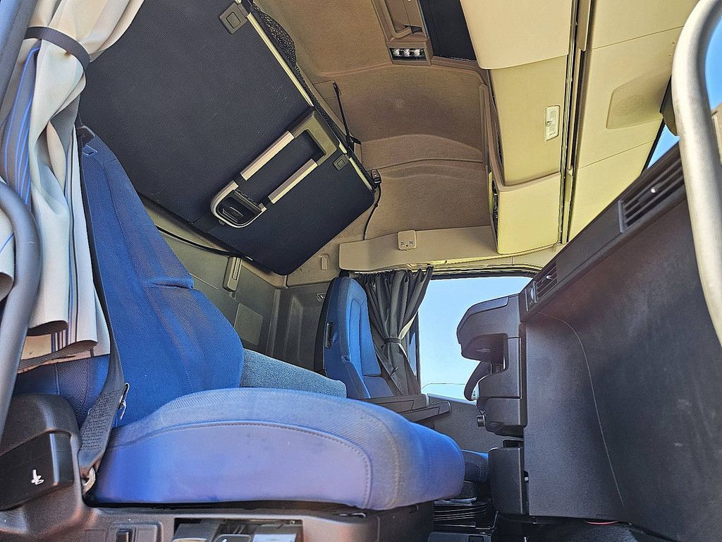 VOLVO FH 460