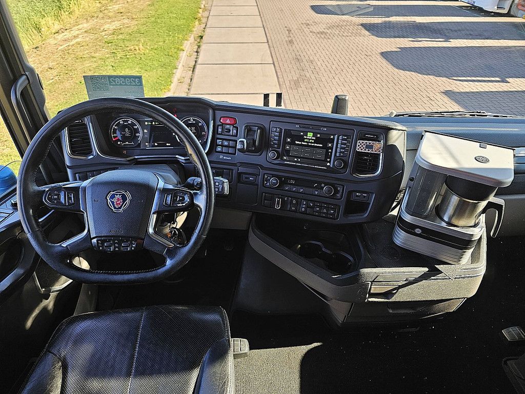 SCANIA S450 hl,6x2*4,durabright