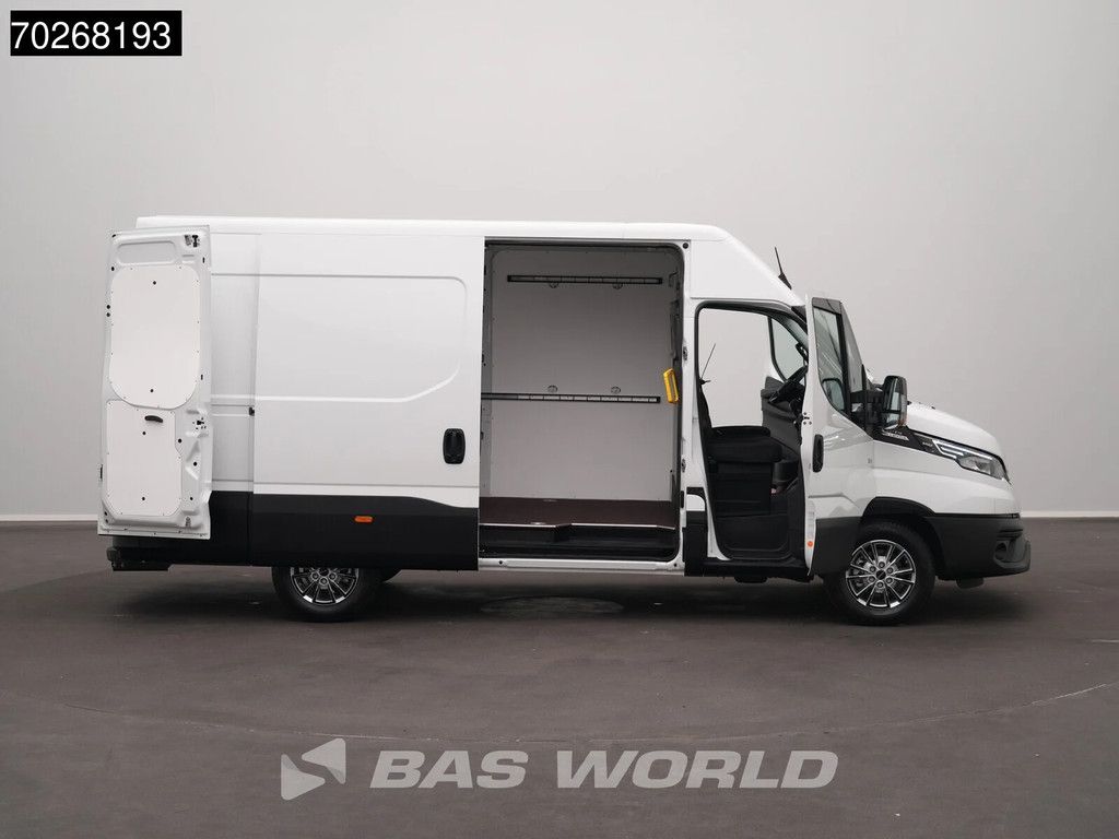 Iveco Daily 35S21 BPM VRIJ! 210PK 3.0L Automaat 2025 model L2H2 Trekhaak Tacho ACC LED CarPlay Velgen Camera 12m3 A/C Towbar