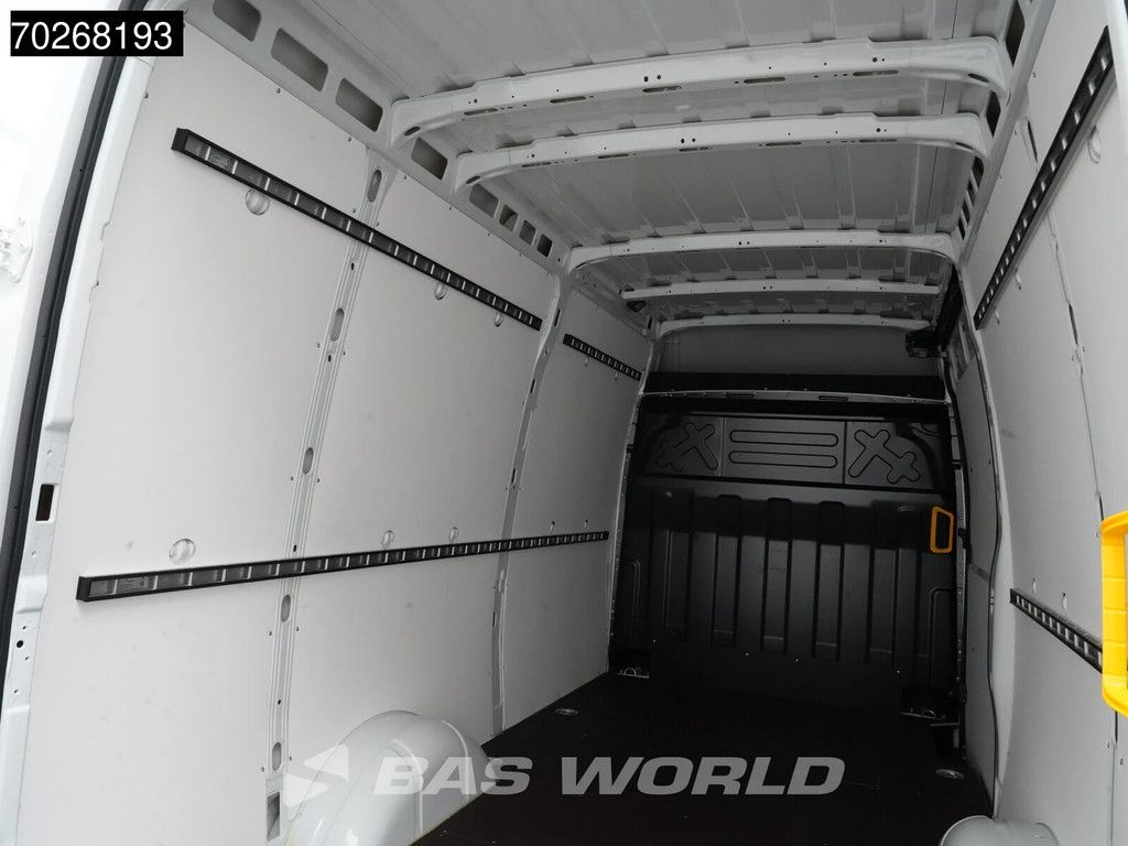 Iveco Daily 35S21 BPM VRIJ! 210PK 3.0L Automaat 2025 model L2H2 Trekhaak Tacho ACC LED CarPlay Velgen Camera 12m3 A/C Towbar