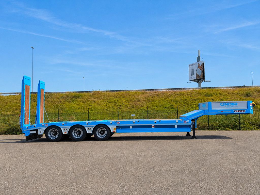 Onder AGM3 - 56 Ton trailer - Export trailer 3M width