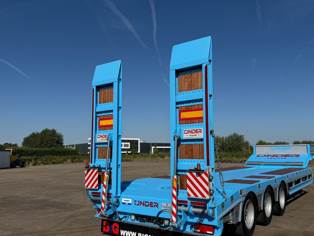 Onder AGM3 - 56 Ton trailer - Export trailer 3M width