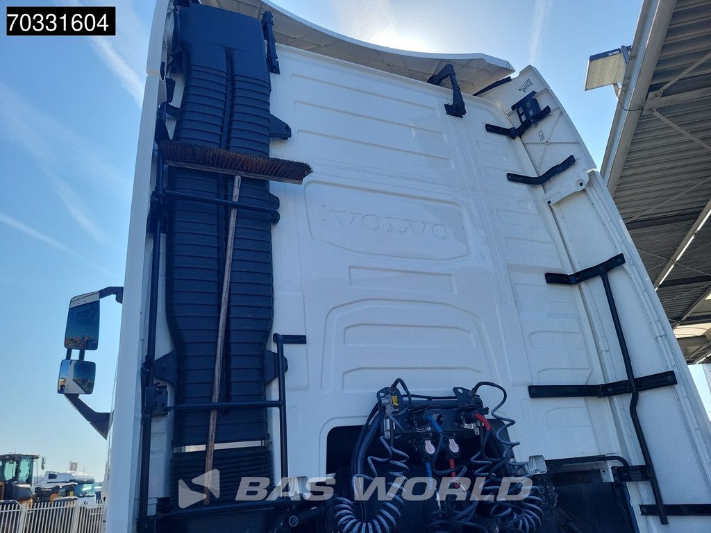 Volvo FH 500 4X2 XL 2xTanks I-ParkCool Navi ACC