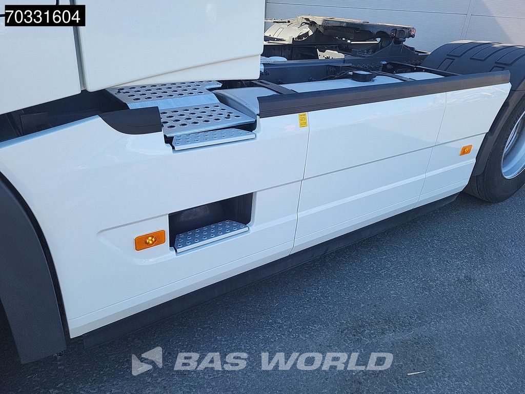Volvo FH 500 4X2 XL 2xTanks I-ParkCool Navi ACC