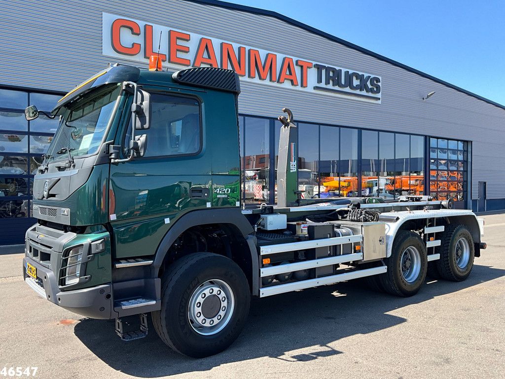 Volvo FMX 420 6x6 VDL 30 Ton haakarmsysteem Gestuurde aandrijfas!