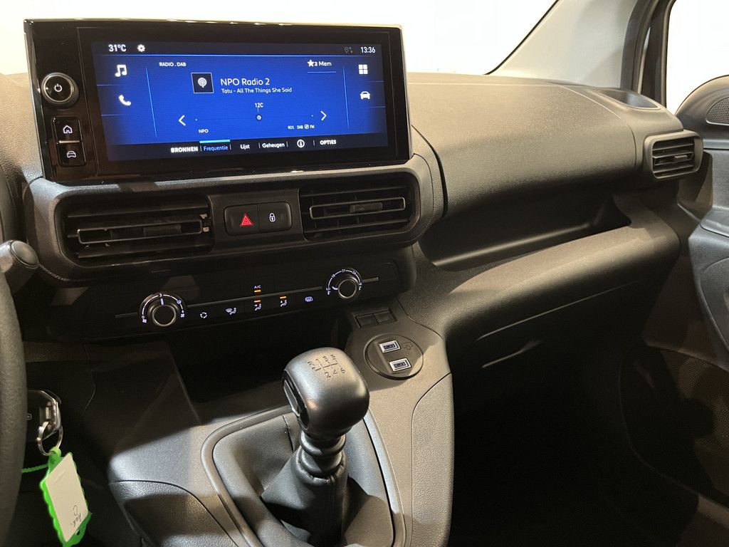 Opel Combo 1.2 PureTech 110 PK L1 BENZINE / Euro 6 / Airco / CarPlay / Camera / Cruise Control / 52.850 KM !!