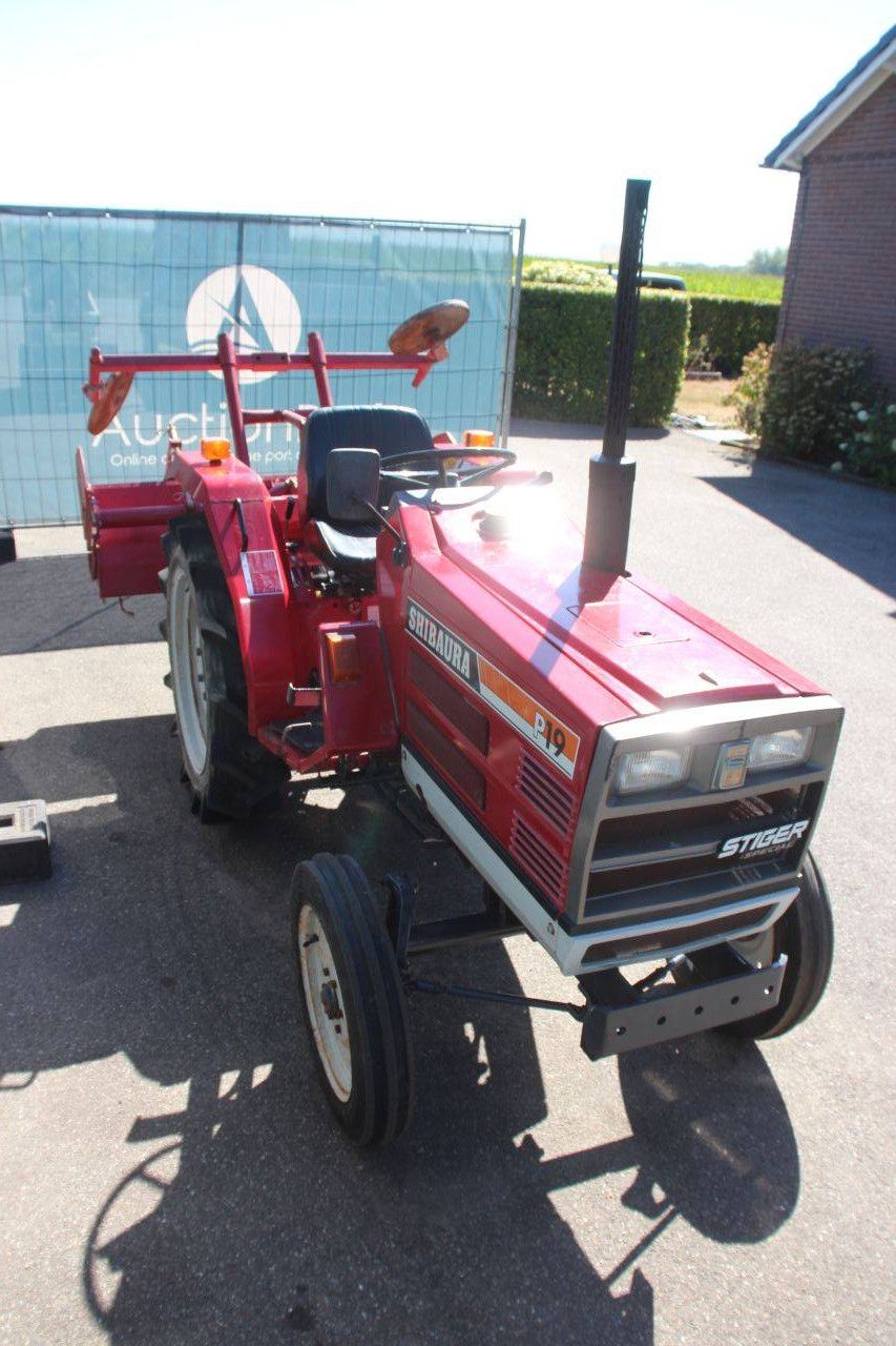 Kleintraktor Shibaura P19 Diesel 19 PS