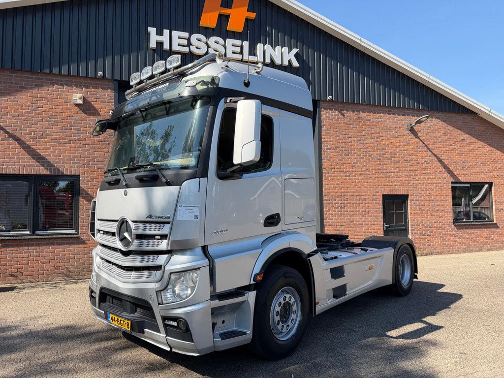Mercedes-Benz Actros 2142 4X2 Hydraulic NL Truck