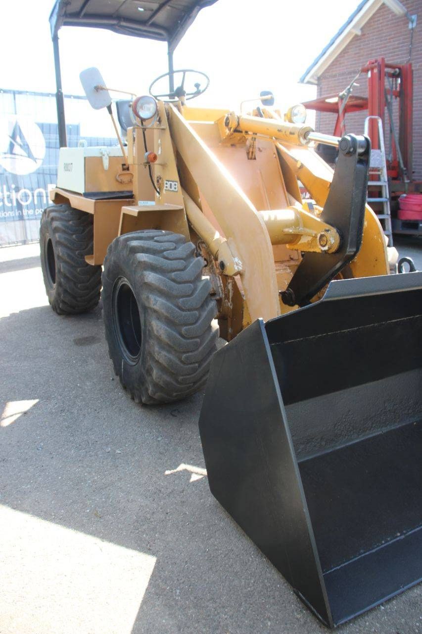 Wheel loader TCM 808 Diesel 28 HP